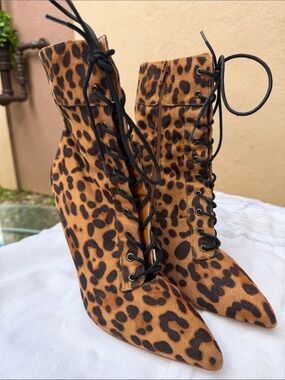 Fashion Nova Leopard Lace-Up Pointed Ankle Boots - Brown/Black